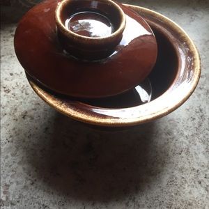 Vintage Hull small casserole with lid